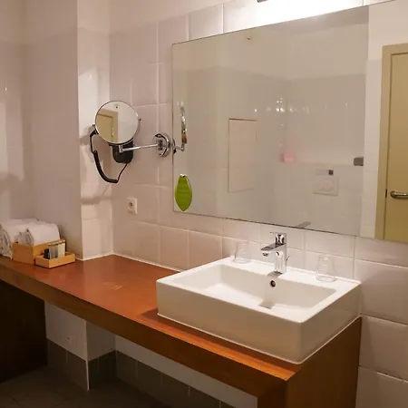 Hotel De Flandre 4*
