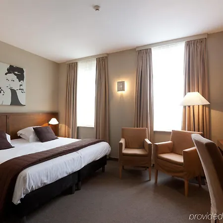 De Flandre Hotel 4*