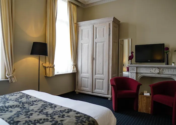 De Flandre فندق 4*